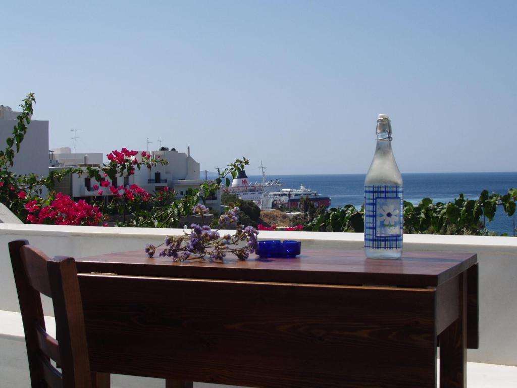 Parathyro Sto Aigaio 1 Tinos Quarto foto